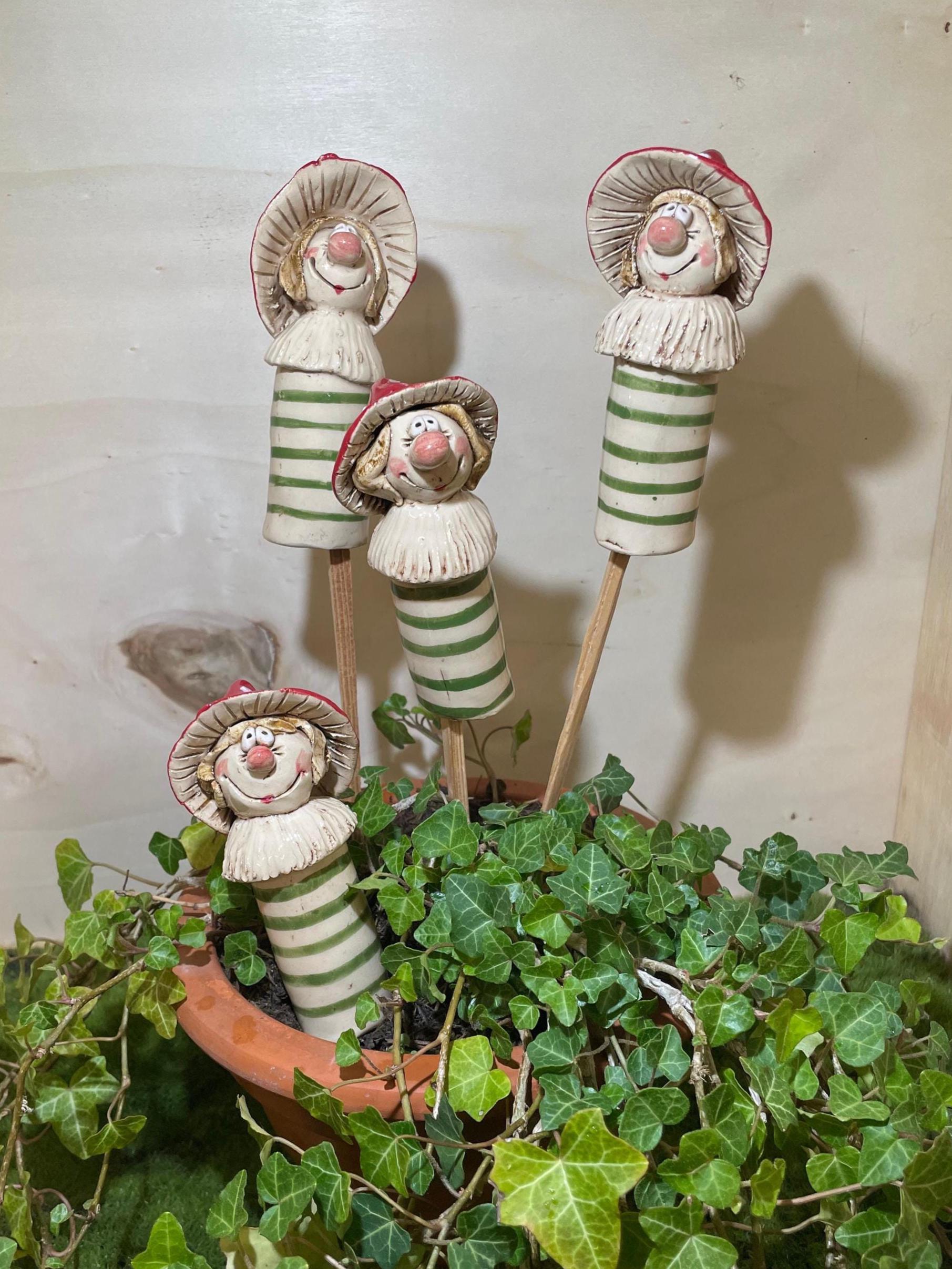 Blumentöpfe kleine figuren