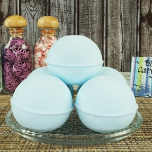 Ocean Breeze Bath Bomb, Blue Current, 5.5oz, To Cleanse Skin, To feel young and fresh, Vegan Bath Bomb, No stain, Gift for her, bath