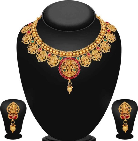 Ethnic Indian Traditional Jewelry gold 