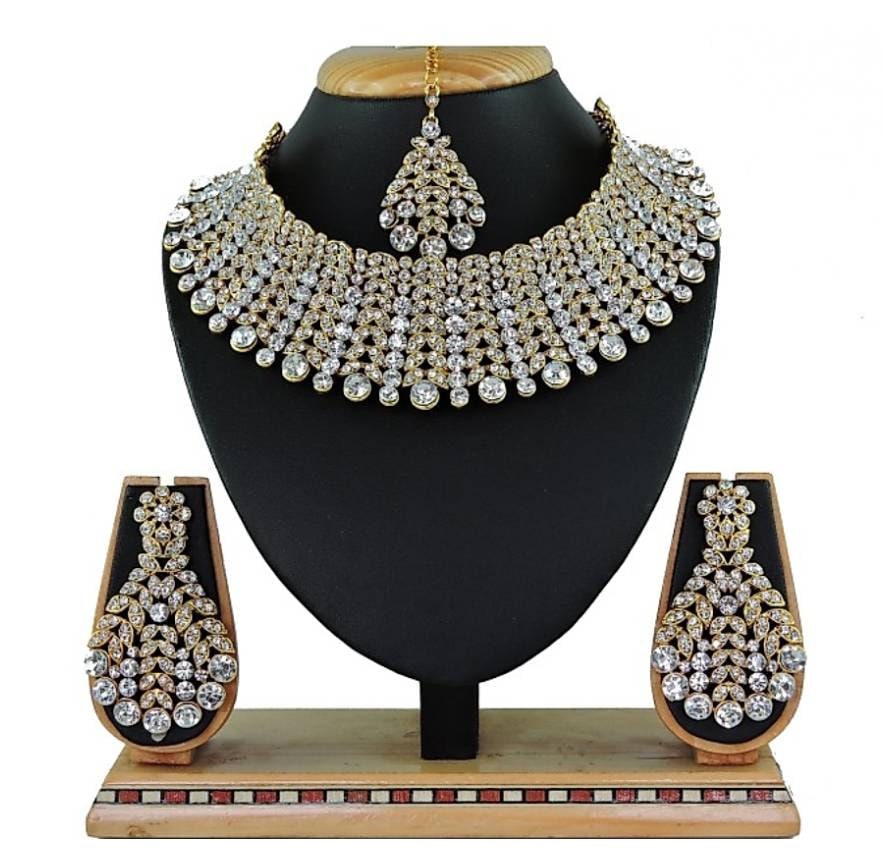 Designer haar set sale
