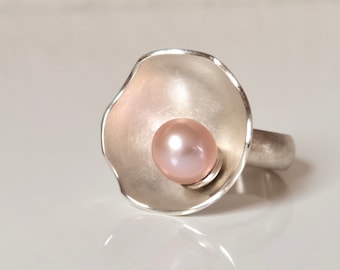 Ring Perle in der Schale