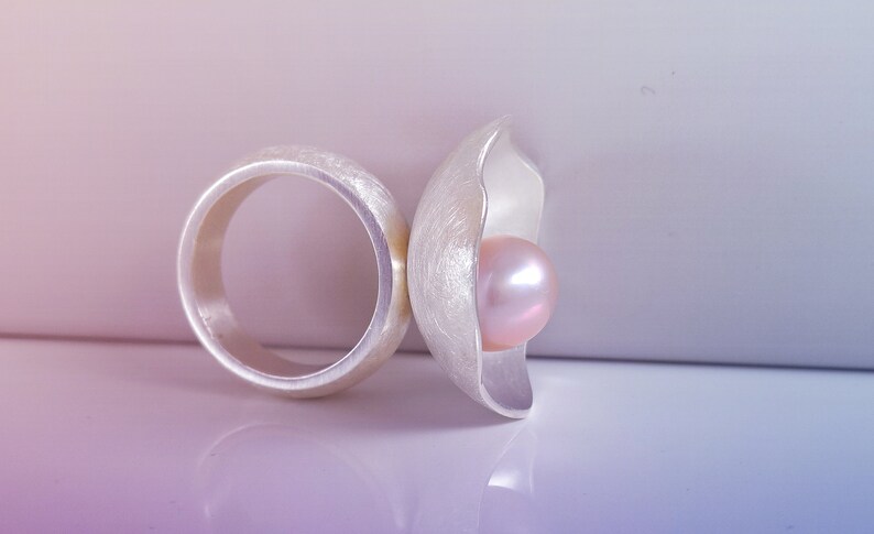 Ring Perle in der Schale Bild 3