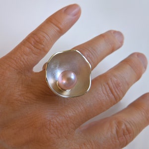 Ring Perle in der Schale Bild 6