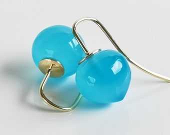 Earring Chalcedony light blue 14 Karat Gold