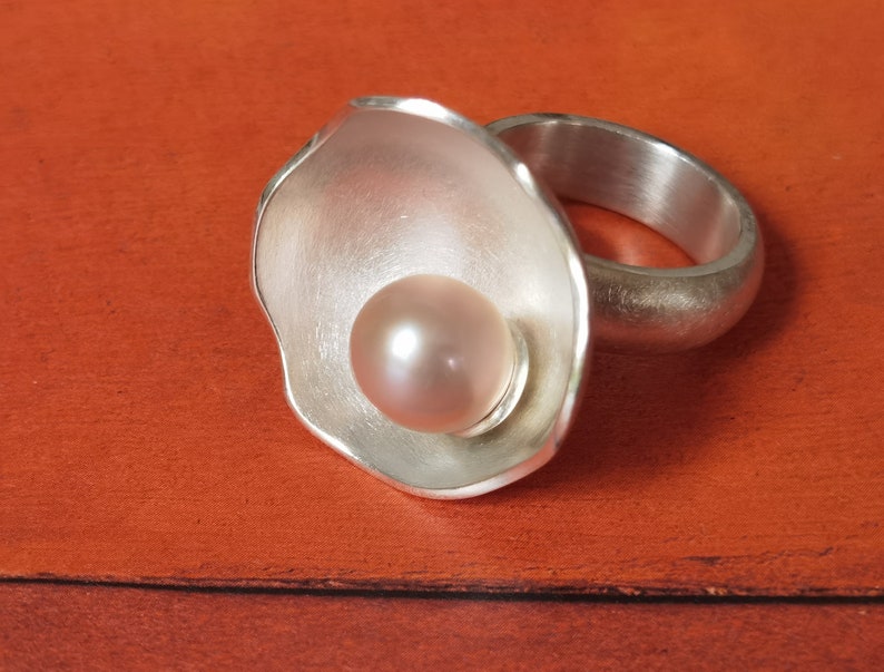 Ring Perle in der Schale Bild 9