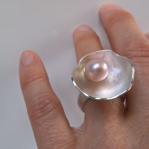 Ring Perle in der Schale Bild 5