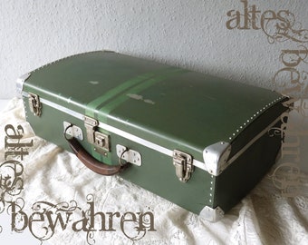 Vintage travel suitcase from Heston Aircraft