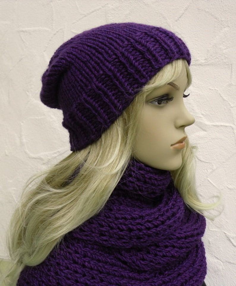 Beanie im Boshi Style in blauviolett Bild 3