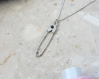 SAFETY PIN Necklace , Safety Pin Charm, Tailor Necklace, Fashion