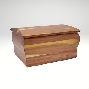 Aromatic red cedar cremation wood urn for ashes
