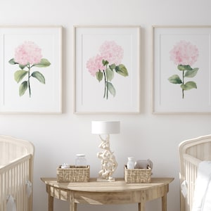 Stampe ad acquerello di ortensia rosa chiaro – Set di 3 stampe floreali rosa tenue, decorazioni murali botaniche minimaliste per la cameretta dei bambini e regalo per lei