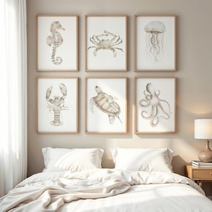 Arte murale minimalista costiera neutra - Set di 6 immagini ad acquerello - Stampe oceaniche - Decorazioni con spiaggia e vita marina, granchio, tartaruga, aragosta, polpo