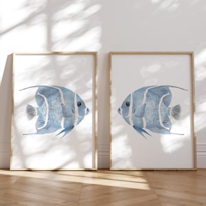 Duo di pesci blu - Set di 2 stampe / Arte murale costiera contemporanea minimalista, stampe di pesci da fattoria moderna