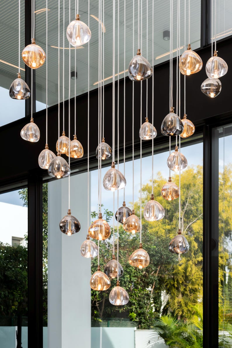 Lámparas de araña modernas para entrada, lámparas de techo colgantes de globo redondo, iluminación decorativa para isla de cocina, lámparas de araña para escalera. imagen 2