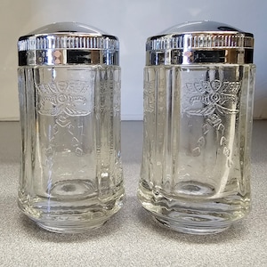 Indiana Glass Recollection Christmas Salt and Pepper Shakers New Vintage