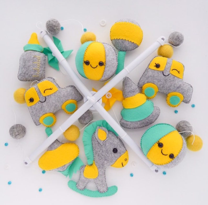felt cot mobile