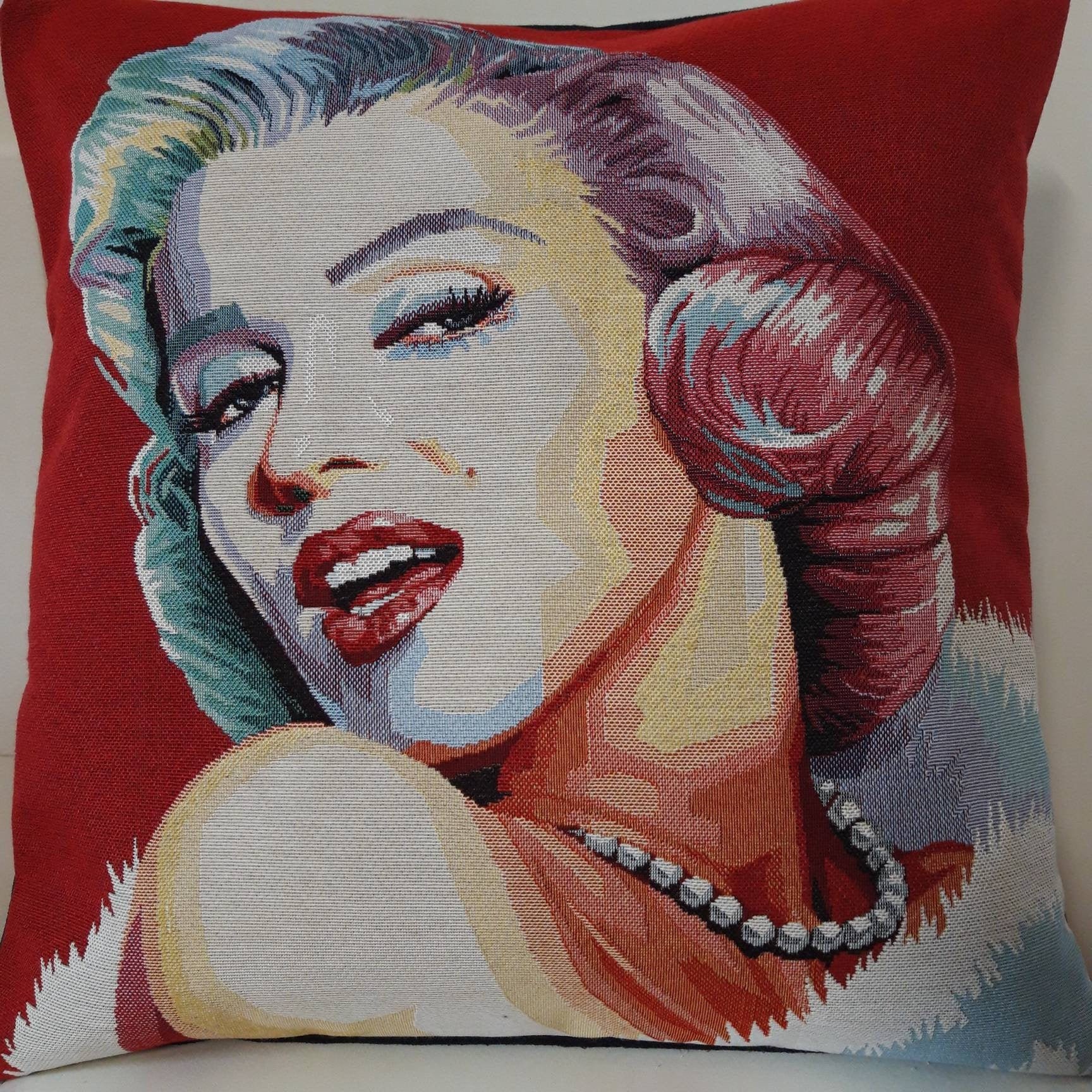 Housse de Coussin Tapisserie Jacquard Motif Placé Maryline Monroe 45x45 cm. Déco d'intérieur Tendanc