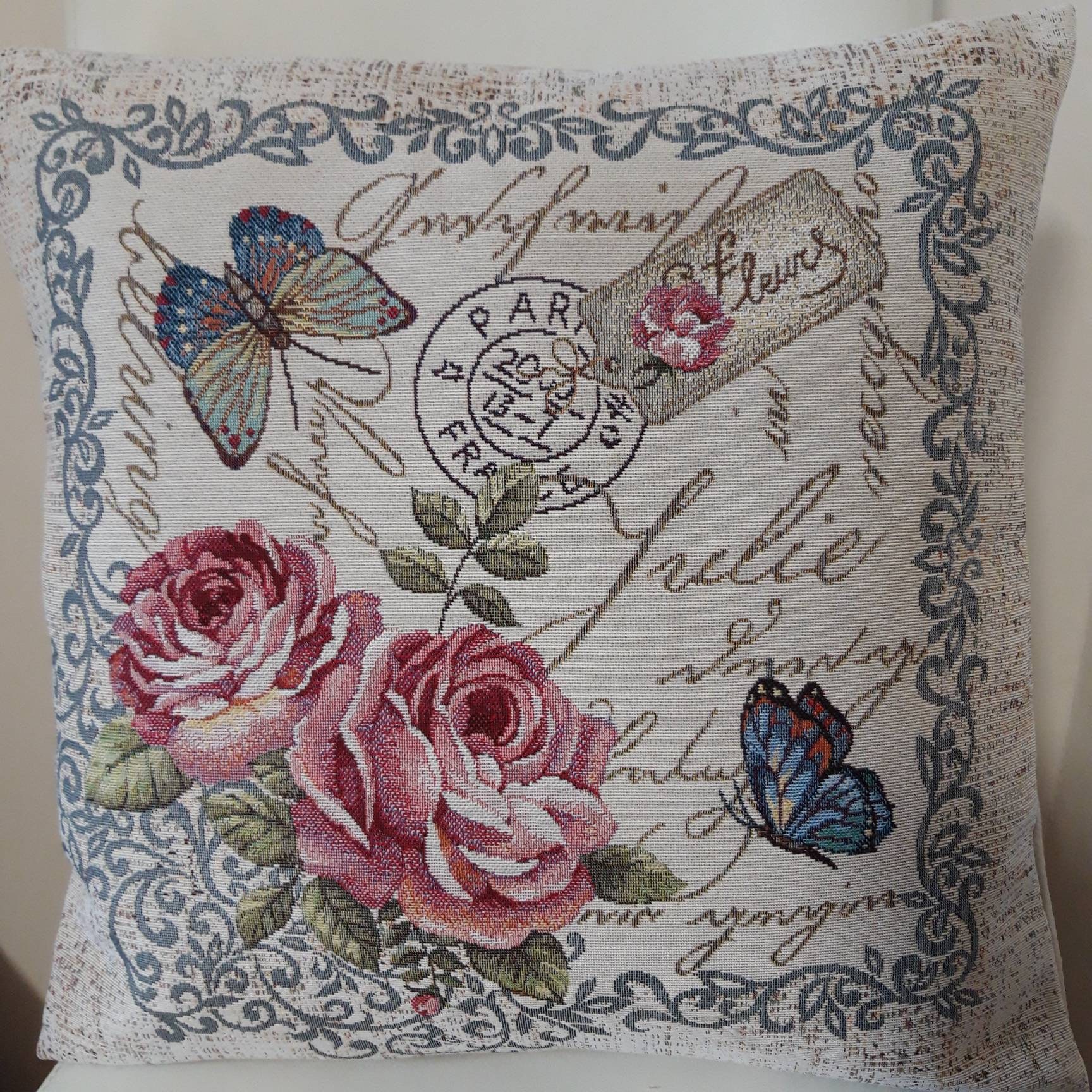 Housse de Coussin Tapisserie Jacquard Crème Julie 45x45 cm. Déco d'intérieur Tendance - Déco Crémail