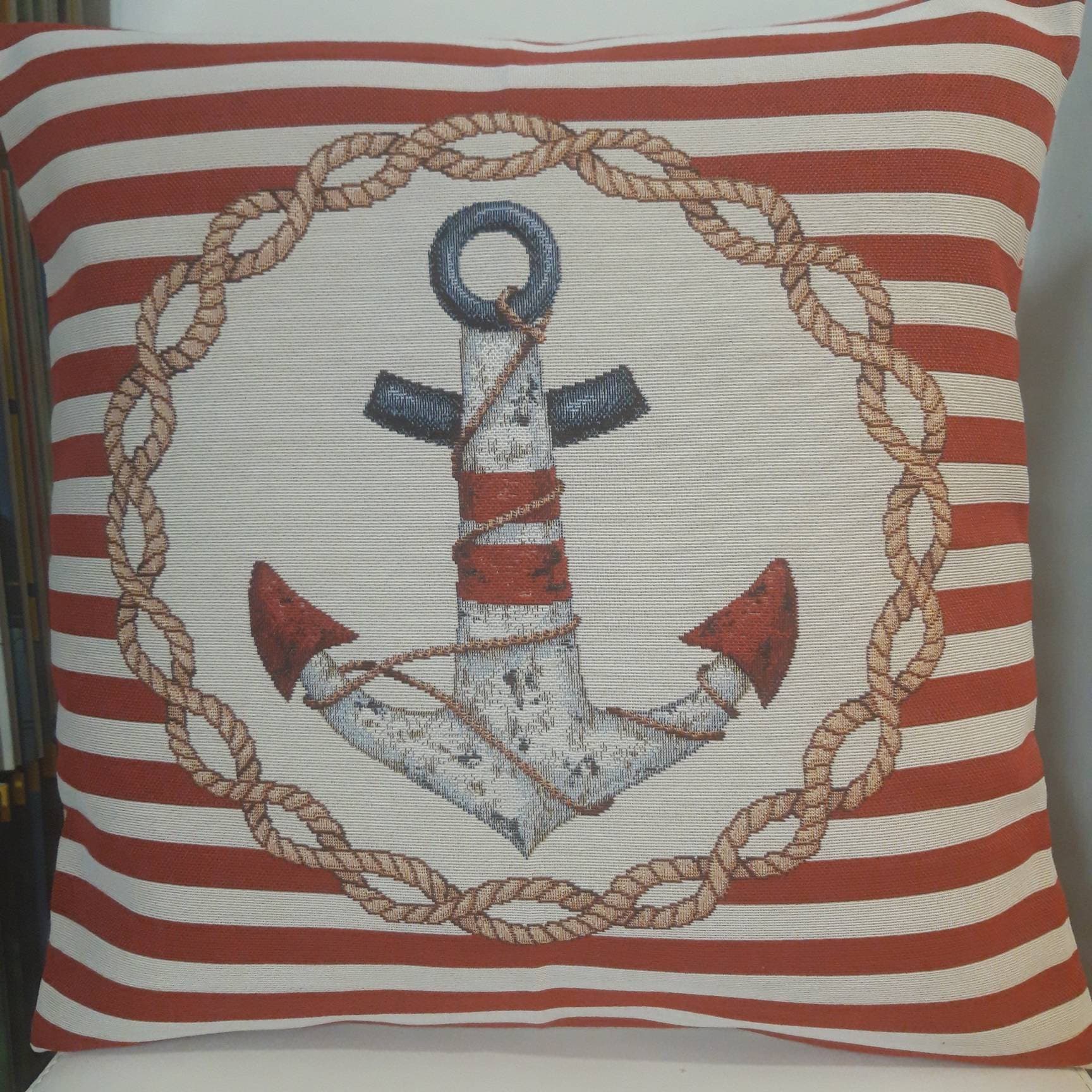 Housse de Coussin Tapisserie Jacquard Ancre Marine 45x45 cm. Déco d'intérieur Tendance - Déco Crémai