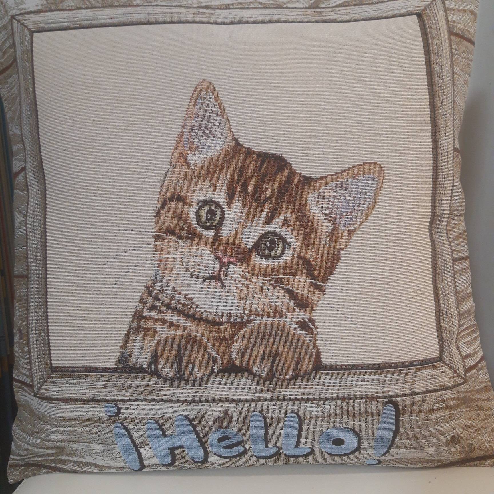 Housse de Coussin Tapisserie Jacquard Crème Motif Chaton 45x45 cm. Déco d'intérieur Tendance - Déco 