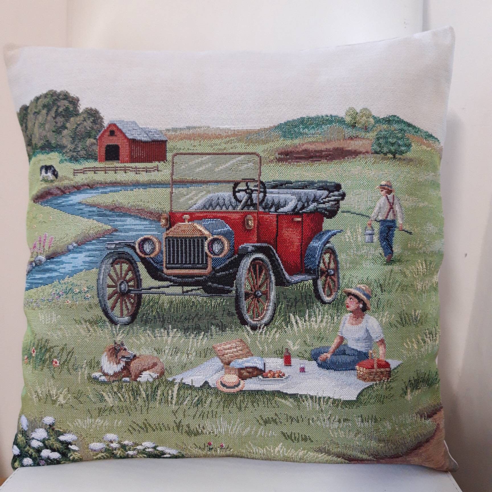 Housse de Coussin Tapisserie Jacquard Déjeuner sur L'herbe 45x45 cm. Déco Intérieur Tendance - Déco 