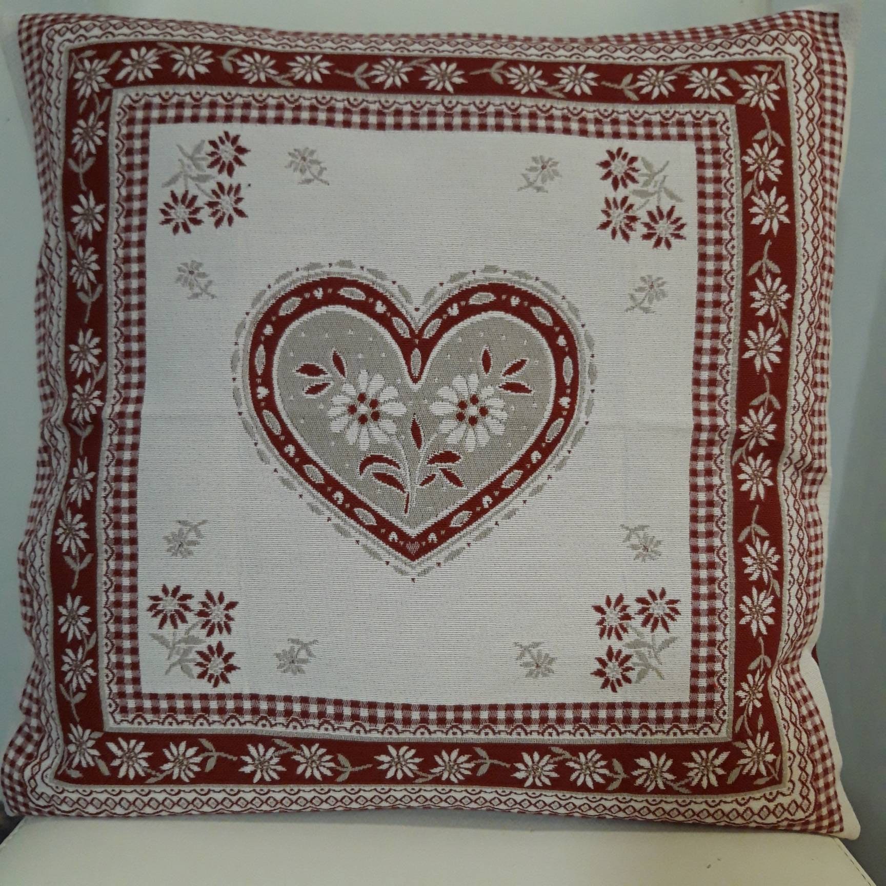 Housse de Coussin Tapisserie Jacquard Decor Montagnard 45x45 cm. Déco d'intérieur Tendance - Déco Cr