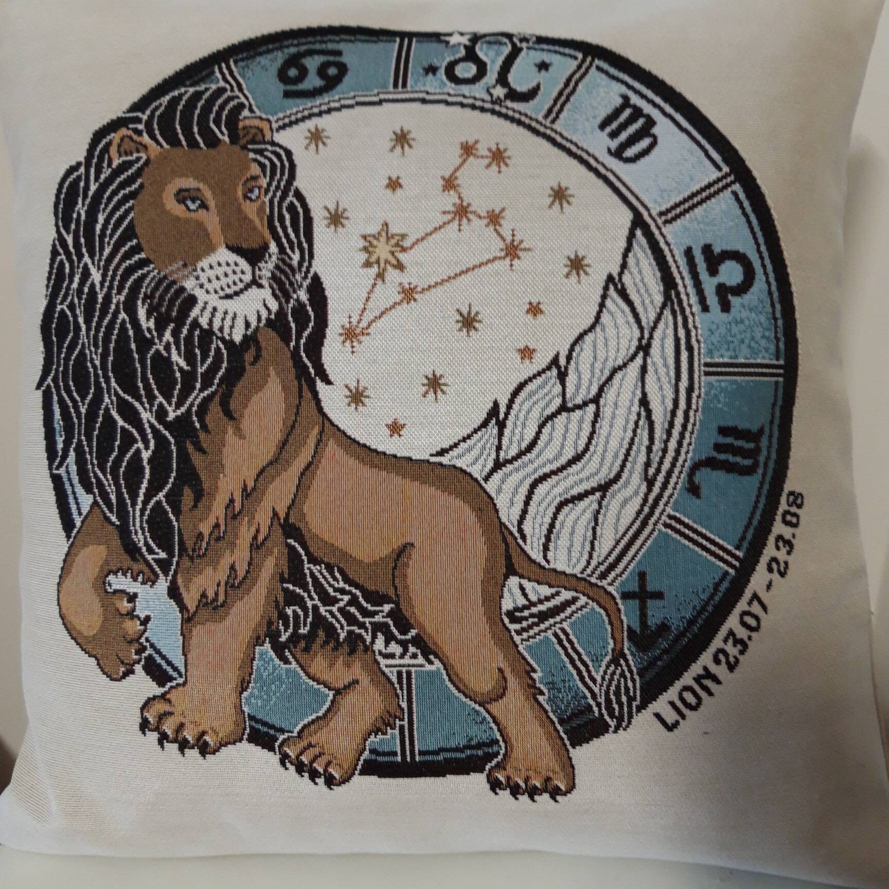 Housse de Coussin Tapisserie Jacquard Signe Zodiaque Lion 45x45 cm. Déco d'intérieur Tendance - Déco