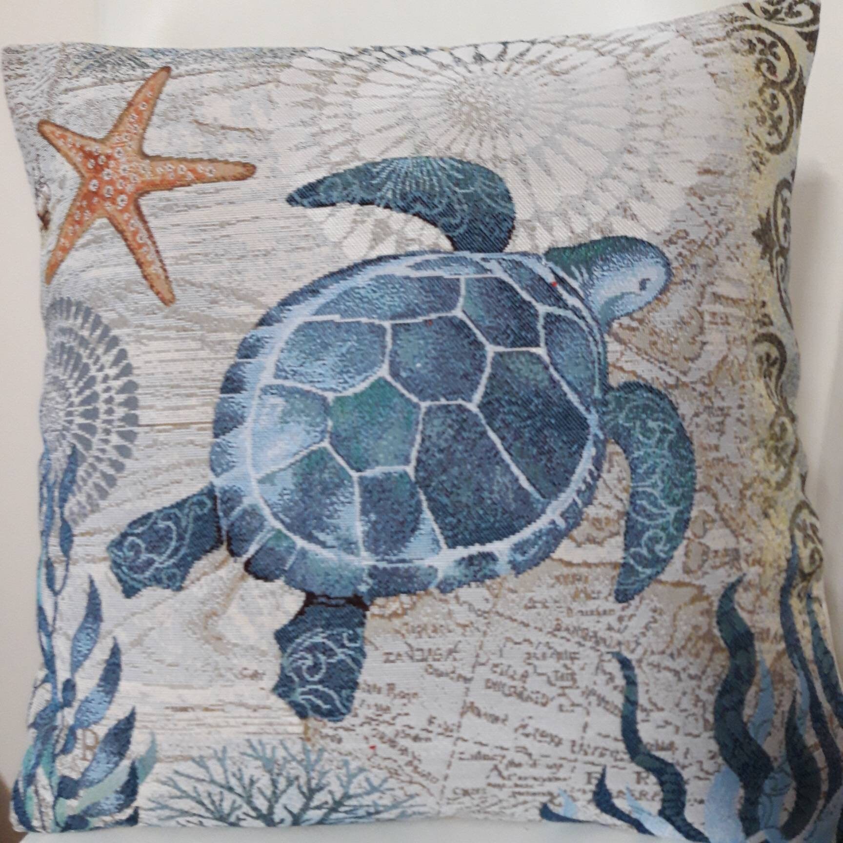 Housse de Coussin Tapisserie Jacquard Tortue 45x45 cm. Déco d'intérieur Tendance - Déco Crémaillère 