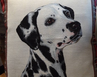 Cream jacquard tapestry cushion cover with Dalmatian dog motif 45x45 cm. Trendy interior design - decorative cushion