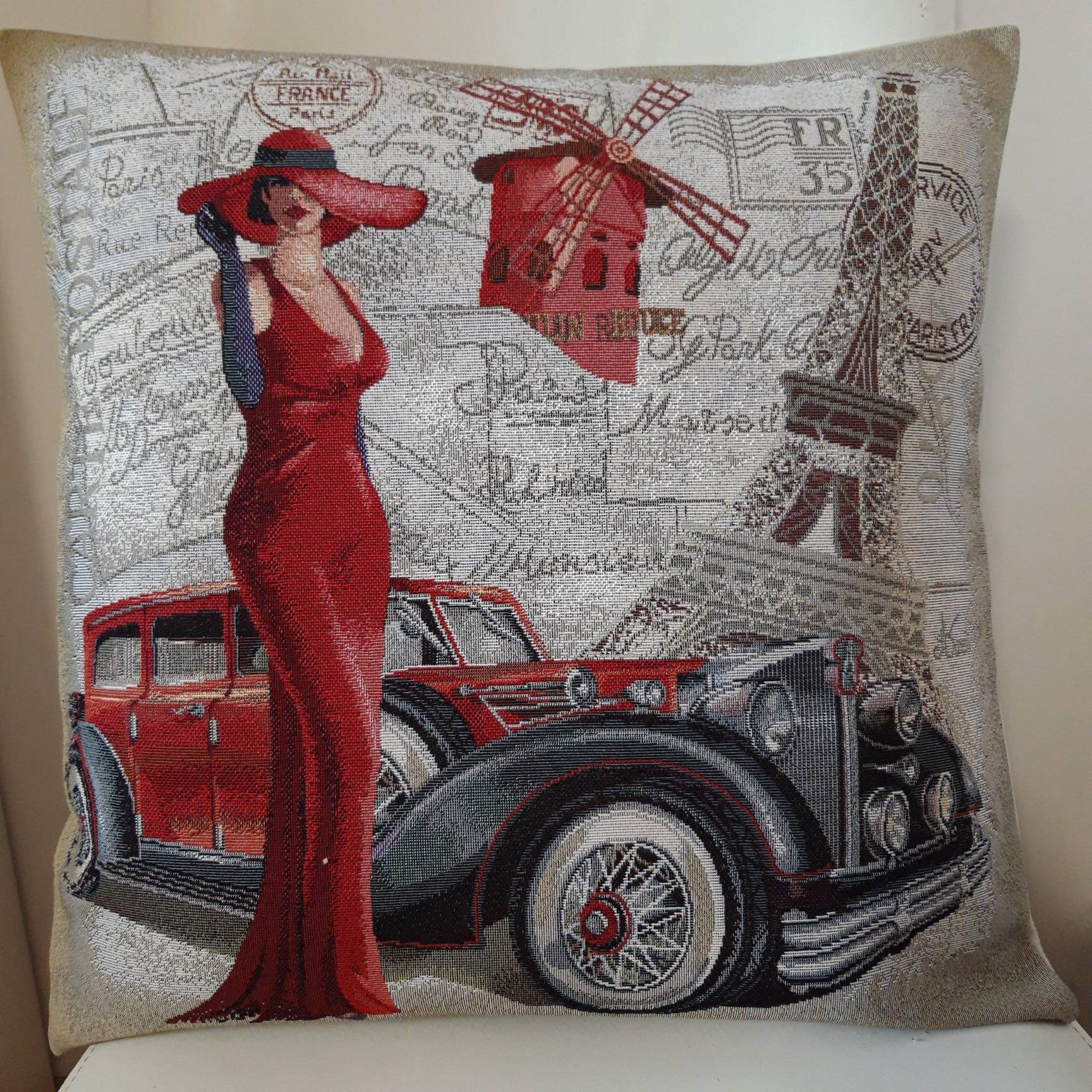 Housse de Coussin Tapisserie Beige Moulin Rouge 45 X cm Deco d'intérieur Tendance - Déco Crémaillère