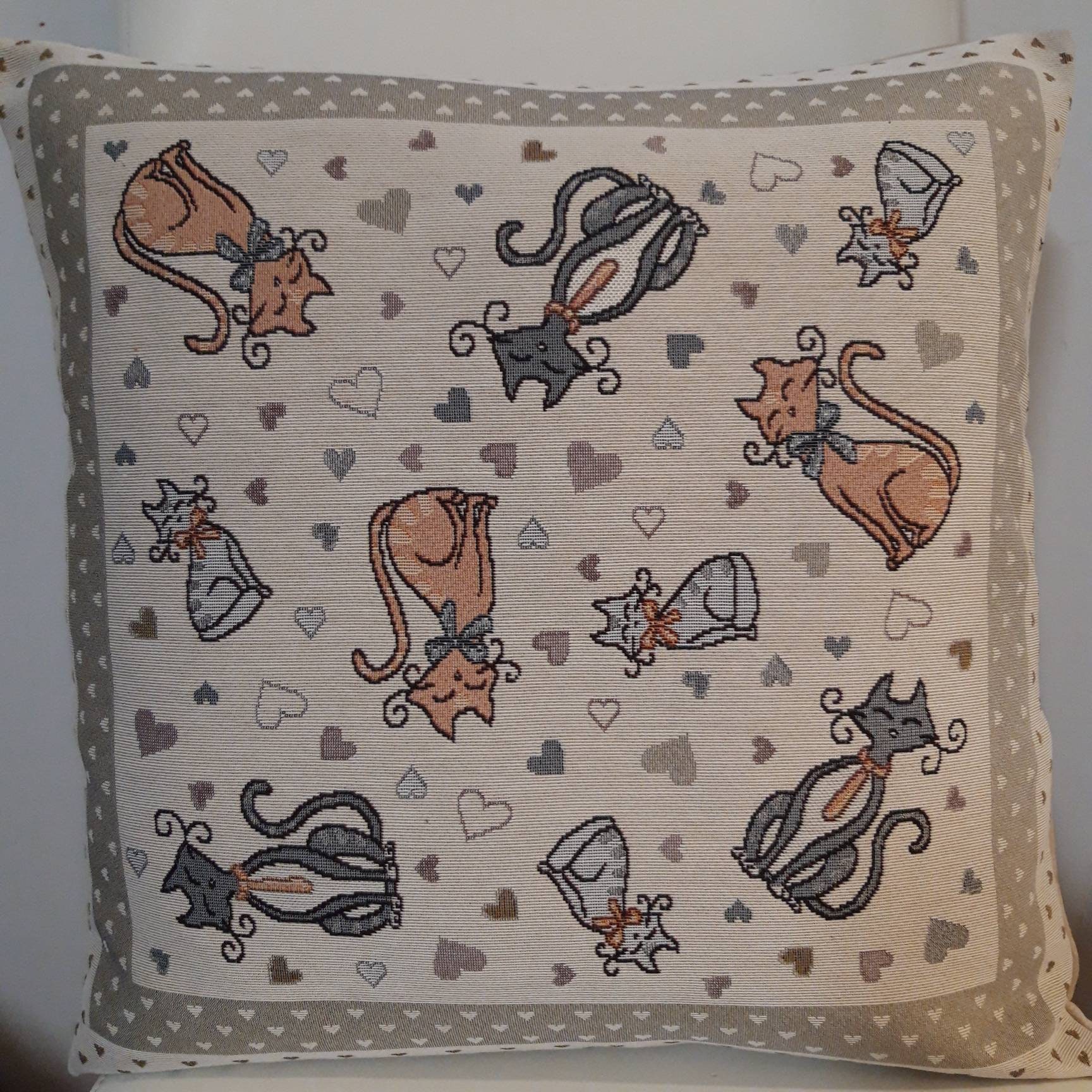 Housse de Coussin Tapisserie Jacquard Crème Chats 45x45 cm. Déco d'intérieur Tendance - Décoratif Cr