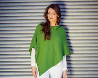 Knitted asymmetrical poncho in green