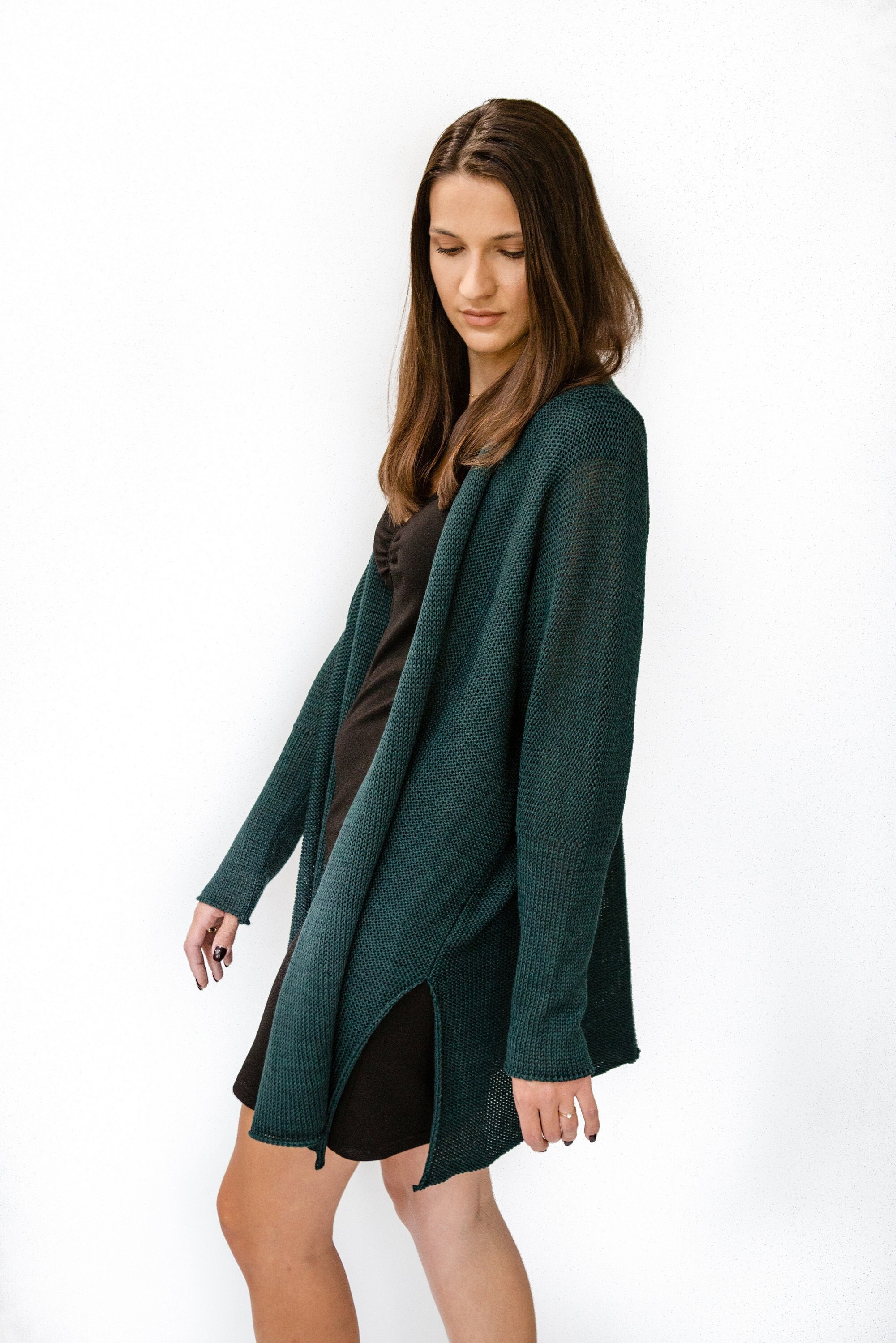 Spring cardigan in a beautiful green color Spring cardigan in a beautiful green color