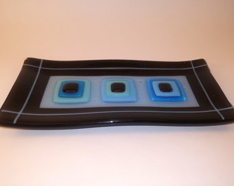 Beautiful fused glass dish plate decorative