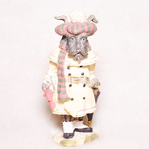 Vintage Collectible Scotty McPaws Scottish Terrier Dog Figurine Decor