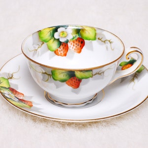 Vintage Collectible Ohata China Occupied Japan Fruit Demitasse Saucer Set
