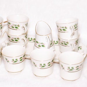 Vintage Collectible 14 Piece Royal Limited Holly Holiday China Made in Japan