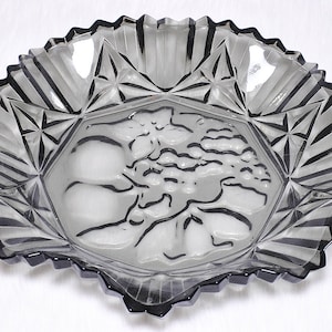 Vintage Federal Glass Bowl: Smoke Gray Iridescent Ruffled Edge