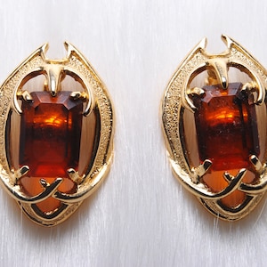 Vintage Collectible Sarah Coventry Molten Topaz Gold Toned Clip on Earrings