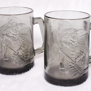 Vintage Collectible 2 MacDonalds Hamburglar Hockey Black Glass Drinkware Mugs