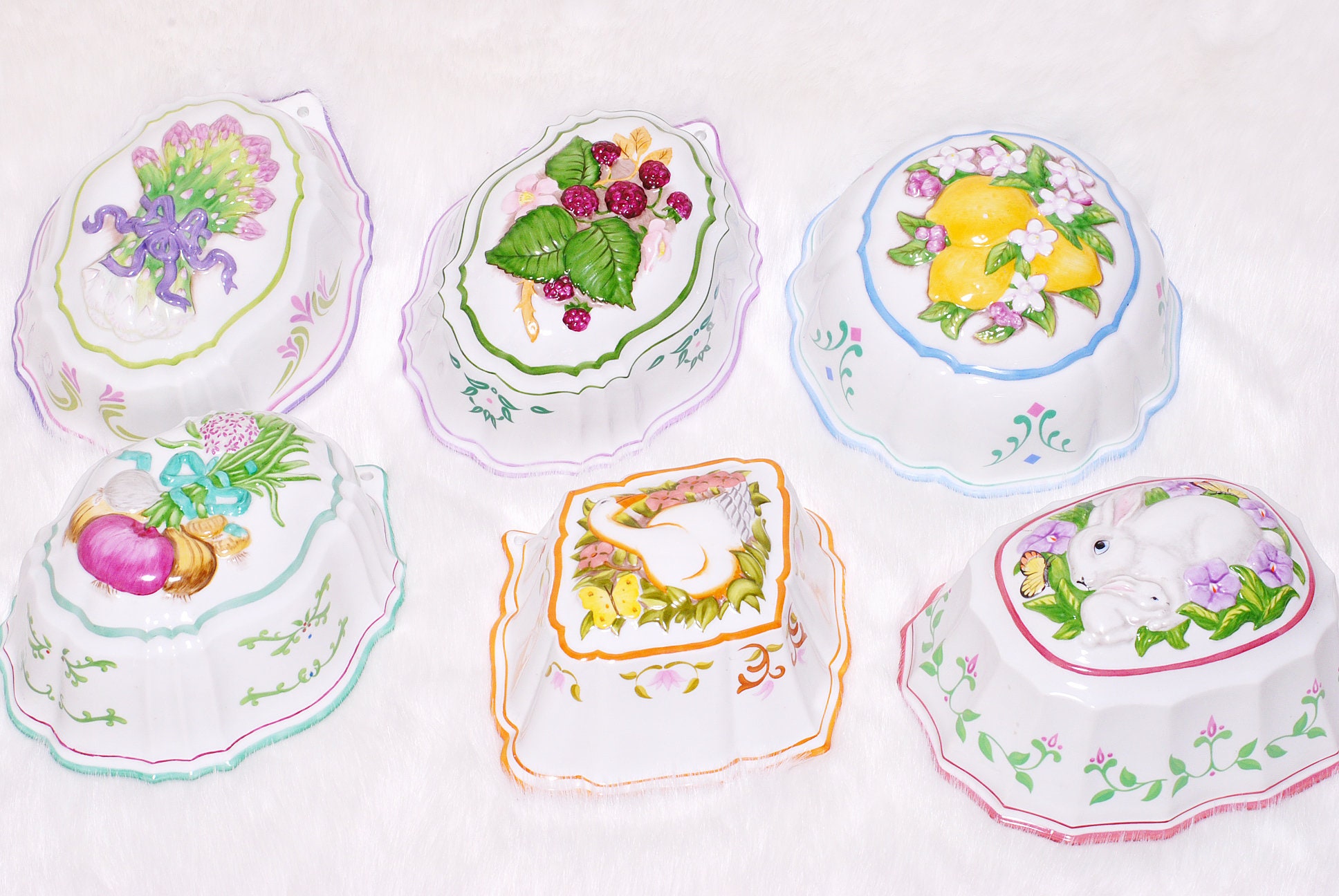 Lot De 6 Moules En Faïence Décoratifs Le Médailler Franklin - Multicolore, Motif Cuisine, à Accrocher