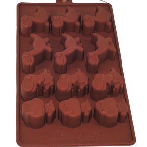 26 Slots Brown Non Stick Food Grade Silicone Alphabet Cavity Sweet Chocolate Mould Tray Cooking Birthday Accessory Party Kitchen Supplies