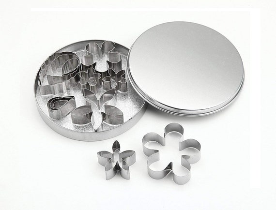 makeup shaped cookie cutters