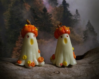 Pumpkin Ghosts night glowing - Halloween decor / Curiosity cabinet / glowing in the dark