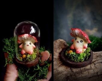 Hada Hongo [Ejemplar n.° 4] - Espíritu del árbol, Hada popular, Espíritu del bosque, Miniatura en cúpula de cristal con base de madera