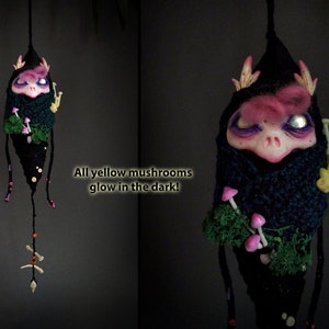 Corbin, the little Darkling Larva jingles and glow in the dark, ooak doll, designer toy, wall hanging wit bells, witchy decor zdjęcie 2