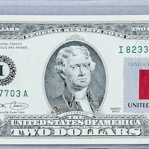 Francobolli da due dollari *Banconota da 2 dollari USA *Carta monetaria *Banconota della Federal Reserve Bank *Decorazioni per hotel aziendali *Regali di investimento *Bandiera della Kampuchea