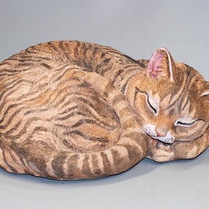 Striped Cat Urn Custom Paint *Unique Memorial Pet Ashes Holder *Cremation Statue *Funeral Keepsake Casket Sculpture *Burial Box Personalized
