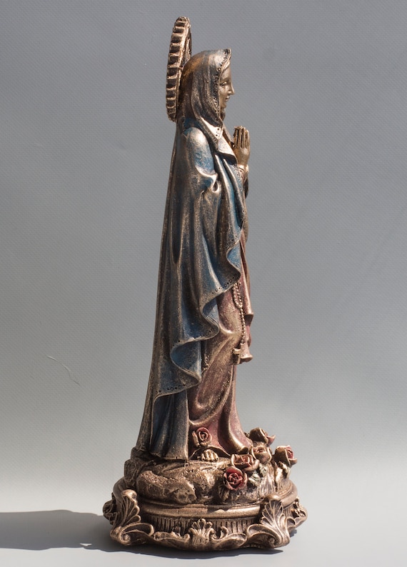 聖母マリア像 *聖母マリア像 *マドンナ像 *宗教彫刻 *祈る神の母