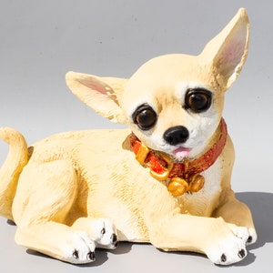 Chihuahua Statue *Pet Loss Sculpture Memorial *Garden Figurine *Outdoor Funeral Decor *Dog Lover Gift Realistic *Grave Remembrance Keepsake